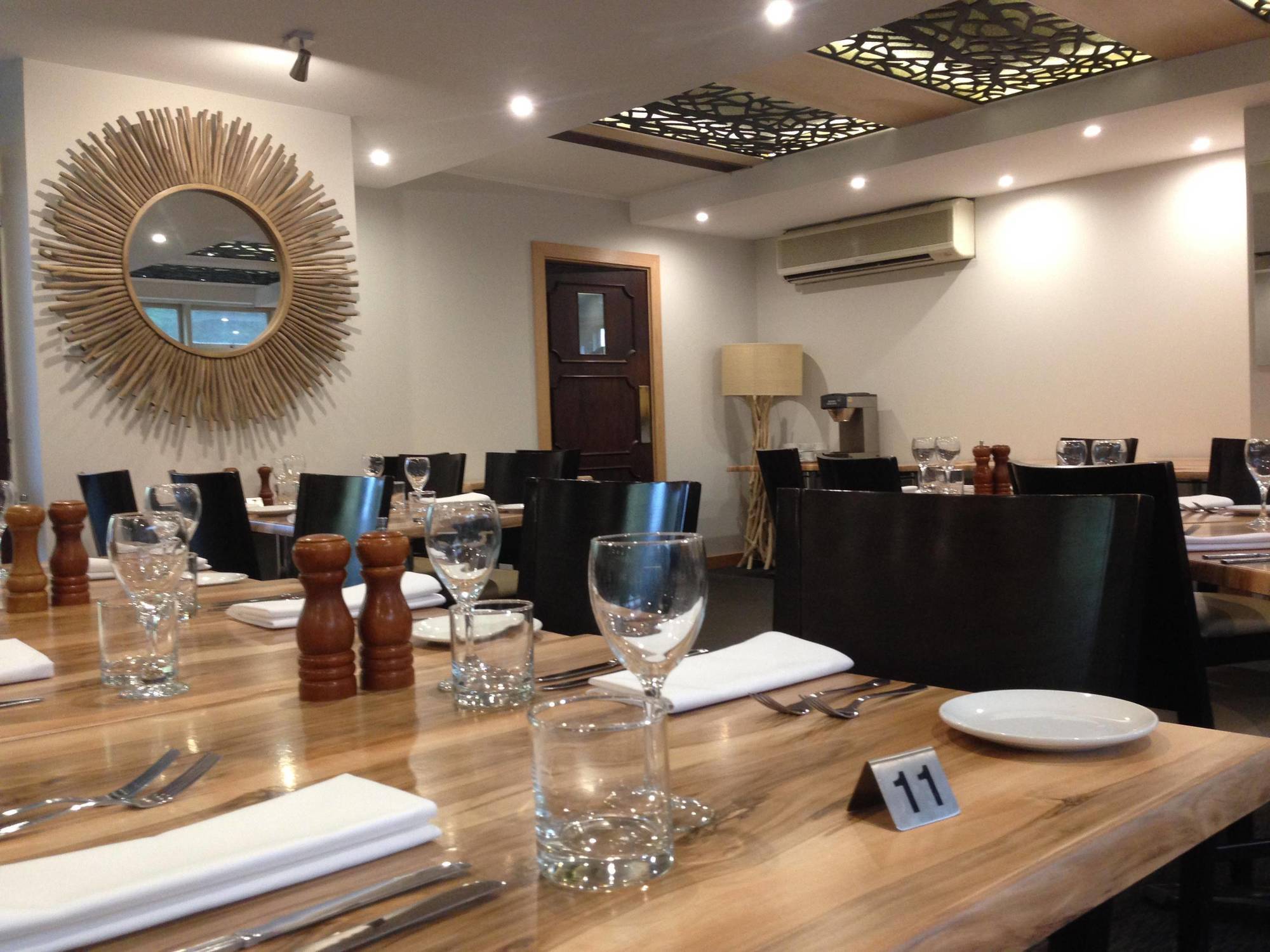Park Motor Inn Тувумба Экстерьер фото